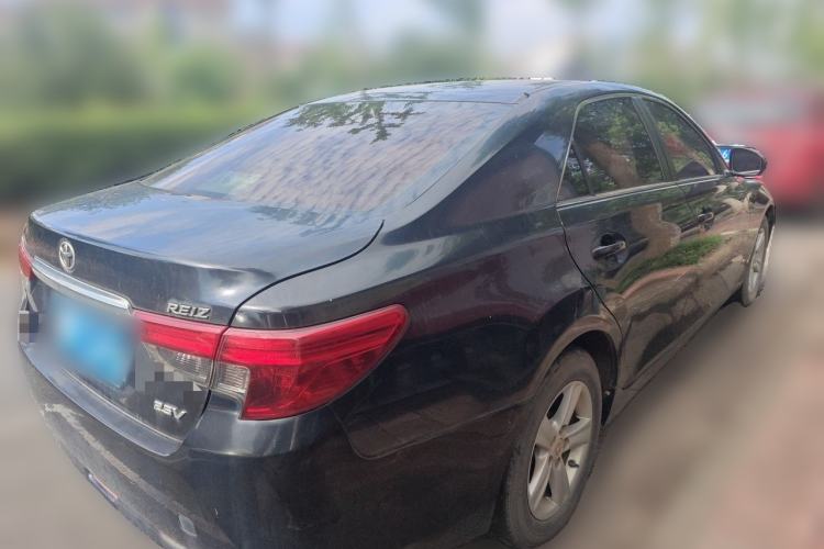 Used Toyota Reiz 2013 2.5V Elite Edition Rear Right 45 Deg