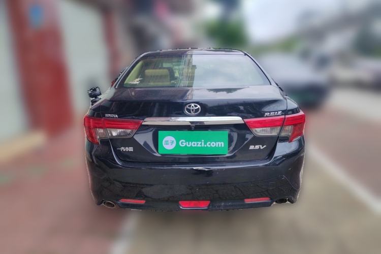Used Toyota Reiz 2013 2.5V Elite Edition Rear