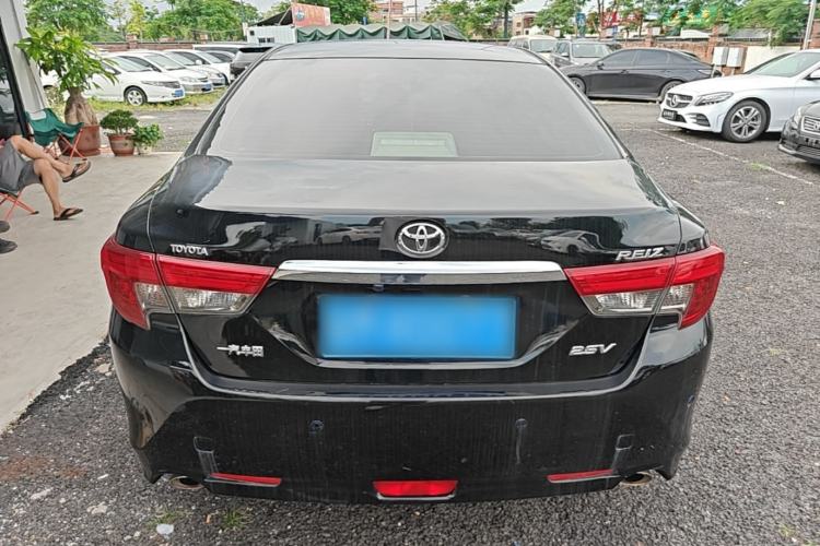 Used Toyota Reiz 2013 2.5V Elite Edition Rear
