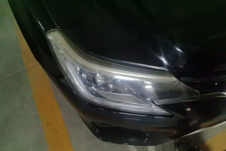 Used Toyota Reiz 2013 2.5V Shangrui Edition Right Front Headlight