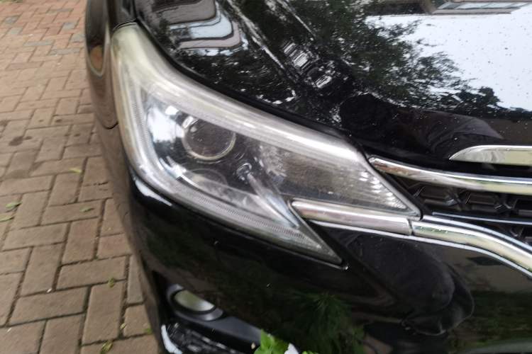 Used Toyota Reiz 2013 2.5V Shangrui Edition Right Front Headlight