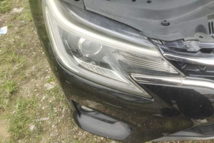 Used Toyota Reiz 2013 2.5V Shangrui Edition Right Front Headlight
