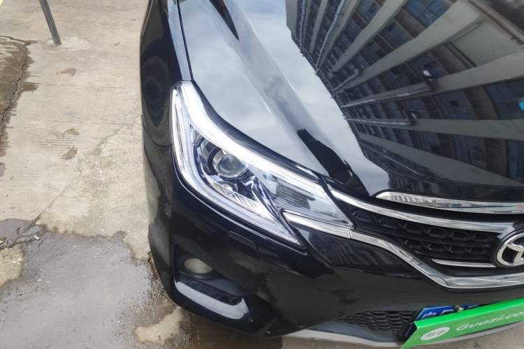 Used Toyota Reiz 2013 2.5V Shangrui Edition Right Front Headlight