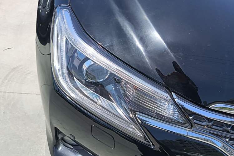 Used Toyota Reiz 2013 2.5V Shangrui Edition Right Front Headlight