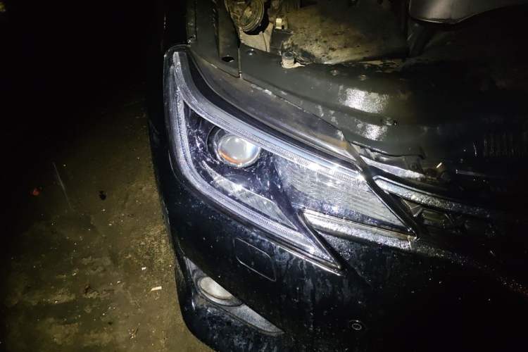 Used Toyota Reiz 2013 2.5V Shangrui Edition Right Front Headlight