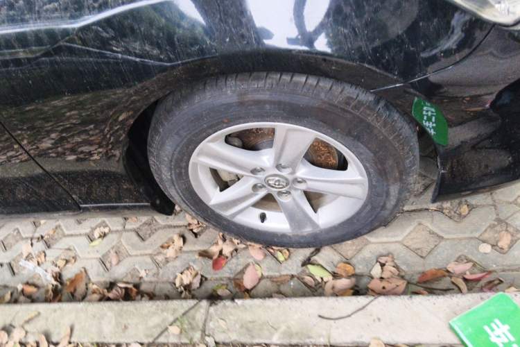 Used Toyota Reiz 2013 2.5S Elite Edition Right Front Wheel Hub