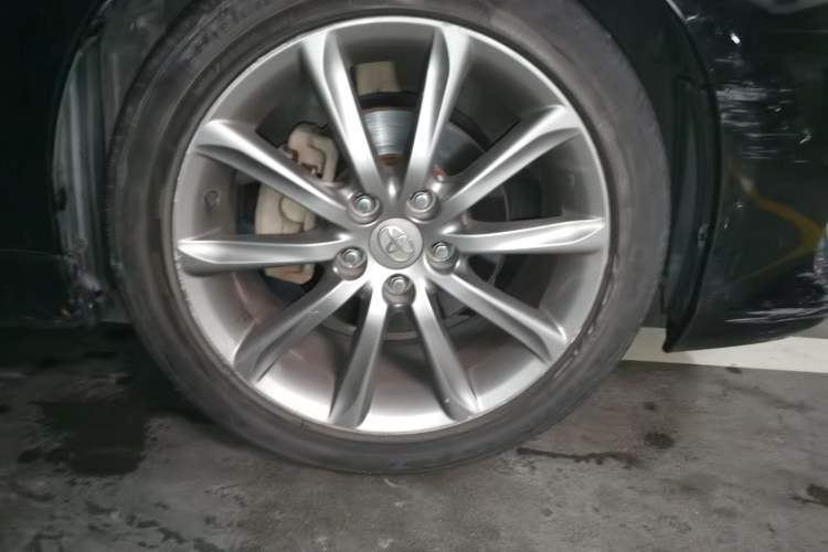 Used Toyota Reiz 2013 2.5V Shangrui Edition Right Front Wheel Hub