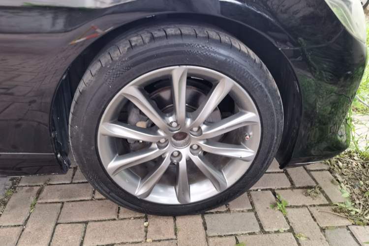 Used Toyota Reiz 2013 2.5V Shangrui Edition Right Front Wheel Hub