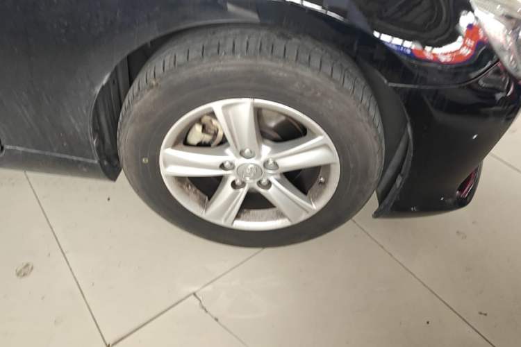 Used Toyota Reiz 2013 2.5V Elite Edition Right Front Wheel Hub