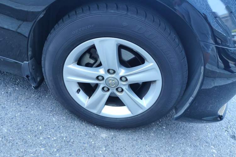 Used Toyota Reiz 2013 2.5V Elite Edition Right Front Wheel Hub