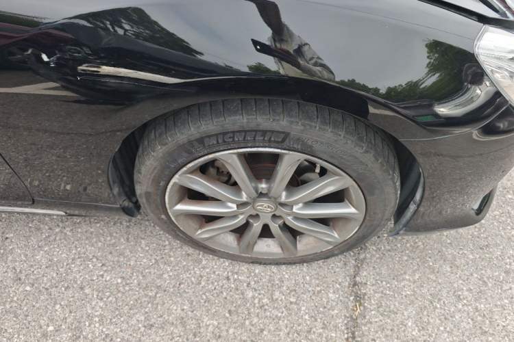 Used Toyota Reiz 2013 2.5V Shangrui Edition Right Front Wheel Hub
