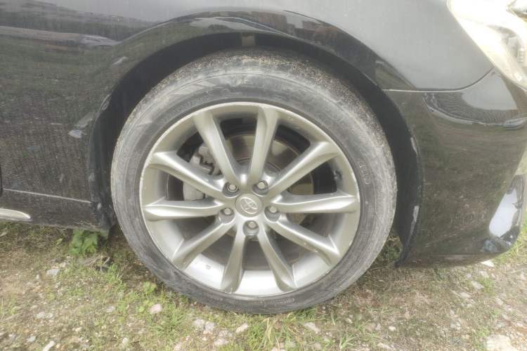 Used Toyota Reiz 2013 2.5V Shangrui Edition Right Front Wheel Hub