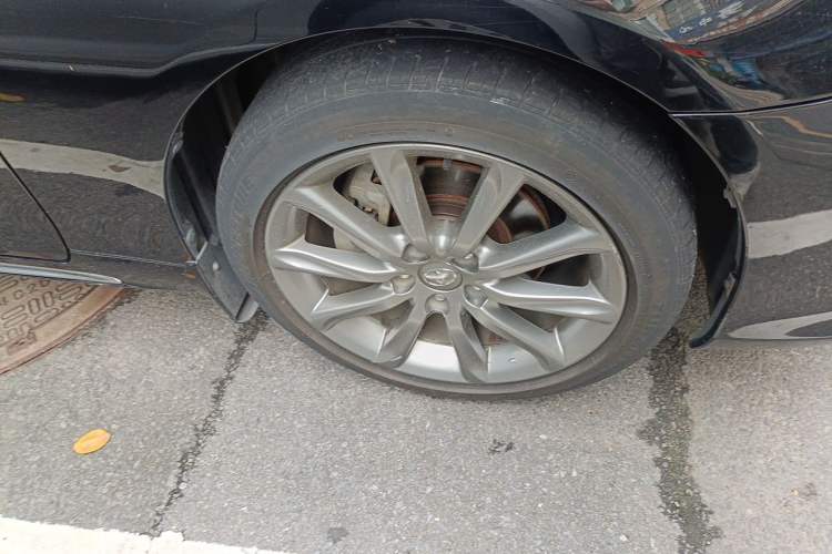 Used Toyota Reiz 2013 2.5V Shangrui Edition Right Front Wheel Hub