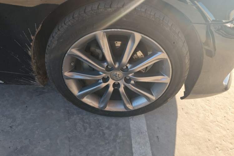 Used Toyota Reiz 2013 2.5V Shangrui Edition Right Front Wheel Hub