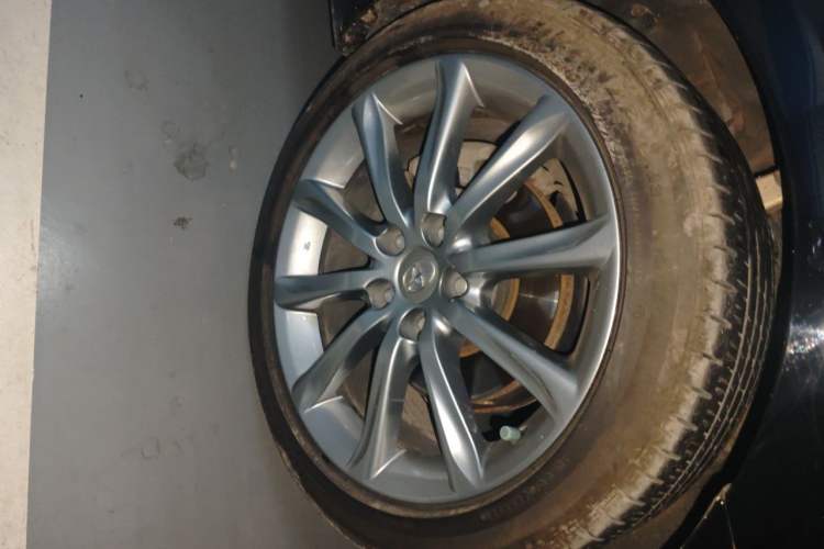 Used Toyota Reiz 2013 2.5V Shangrui Edition Right Front Wheel Hub