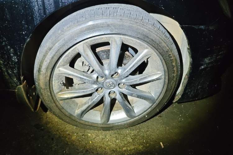 Used Toyota Reiz 2013 2.5V Shangrui Edition Right Front Wheel Hub