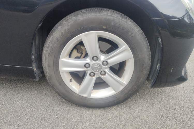 Used Toyota Reiz 2013 2.5V Elite Edition Right Front Wheel Hub