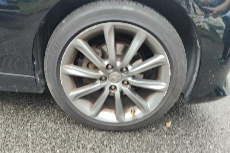 Used Toyota Reiz 2013 2.5V Shangrui Navigation Edition Right Front Wheel Hub