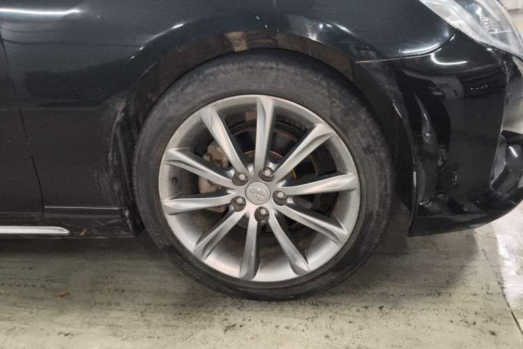 Used Toyota Reiz 2013 2.5V Shangrui Navigation Edition Right Front Wheel Hub