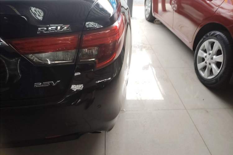 Used Toyota Reiz 2013 2.5V Elite Edition Right Rear Taillight