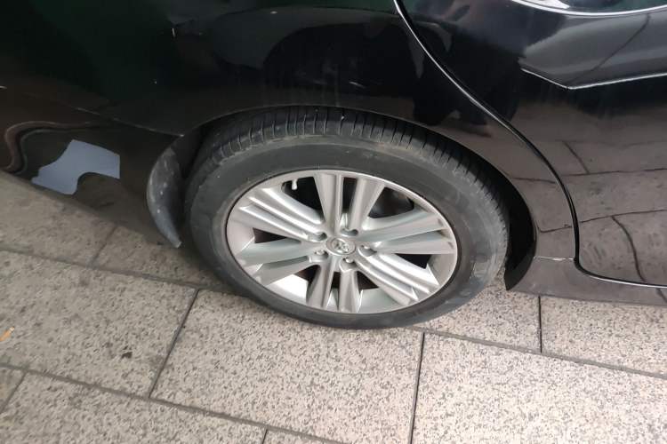Used Toyota Reiz 2013 2.5S Elite Edition Right Rear Wheel Hub
