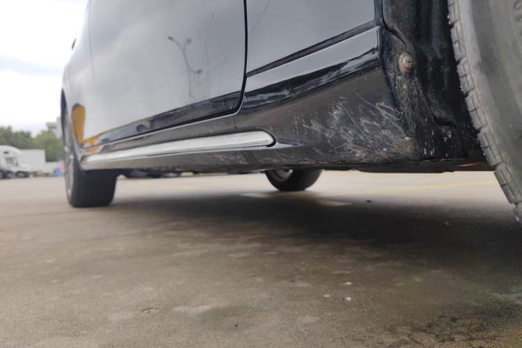 Used Toyota Reiz 2013 2.5V Shangrui Edition Right Side Sill