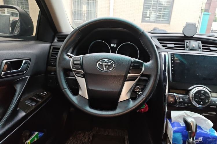 Used Toyota Reiz 2013 2.5V Elite Edition Steering Wheel