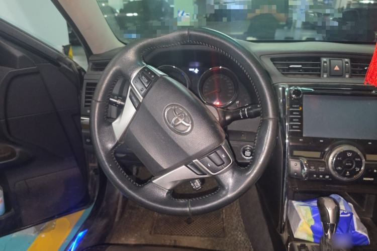 Used Toyota Reiz 2013 2.5V Shangrui Navigation Edition Steering Wheel