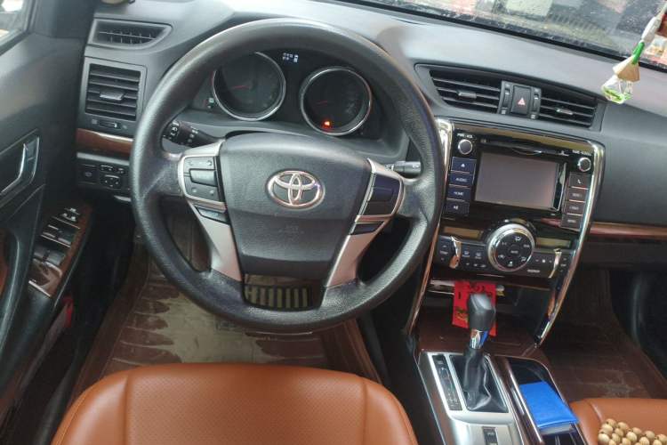 Used Toyota Reiz 2013 2.5S Elite Edition Steering Wheel