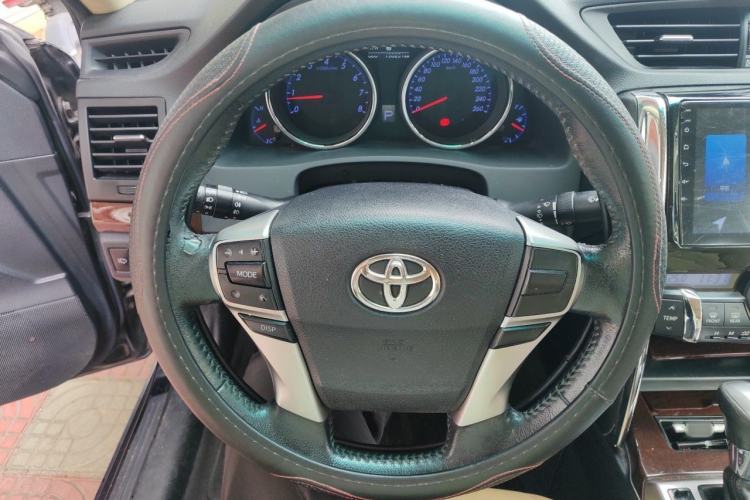 Used Toyota Reiz 2013 2.5V Elite Edition Steering Wheel