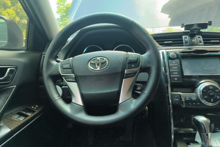 Used Toyota Reiz 2013 2.5V Shangrui Edition Steering Wheel