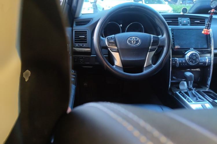 Used Toyota Reiz 2013 2.5S Elite Edition Steering Wheel