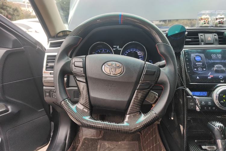 Used Toyota Reiz 2013 2.5V Elite Edition Steering Wheel