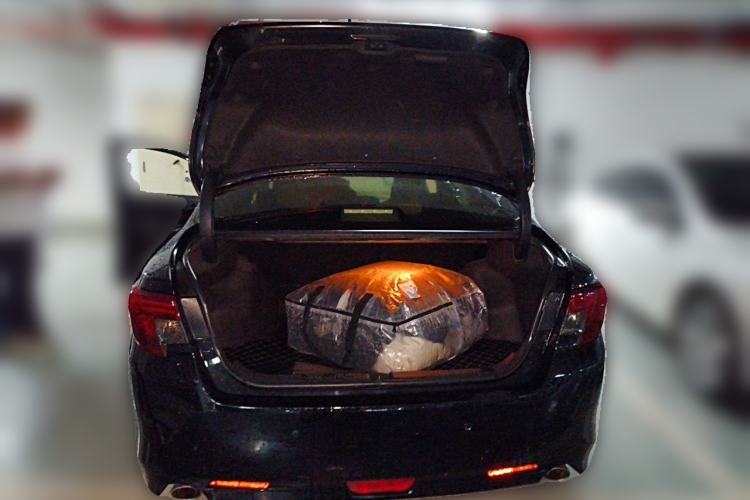 Used Toyota Reiz 2013 2.5V Elite Edition Trunk