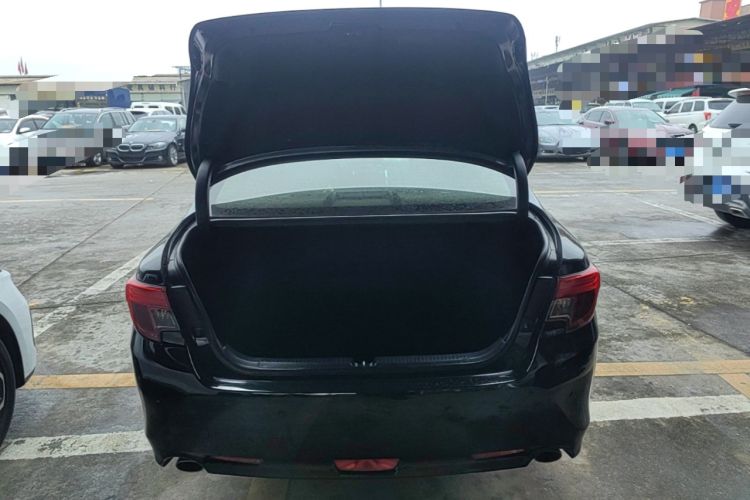 Used Toyota Reiz 2013 2.5V Shangrui Edition Trunk