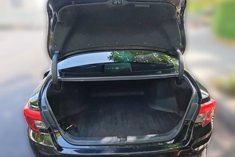 Used Toyota Reiz 2013 2.5V Shangrui Edition Trunk