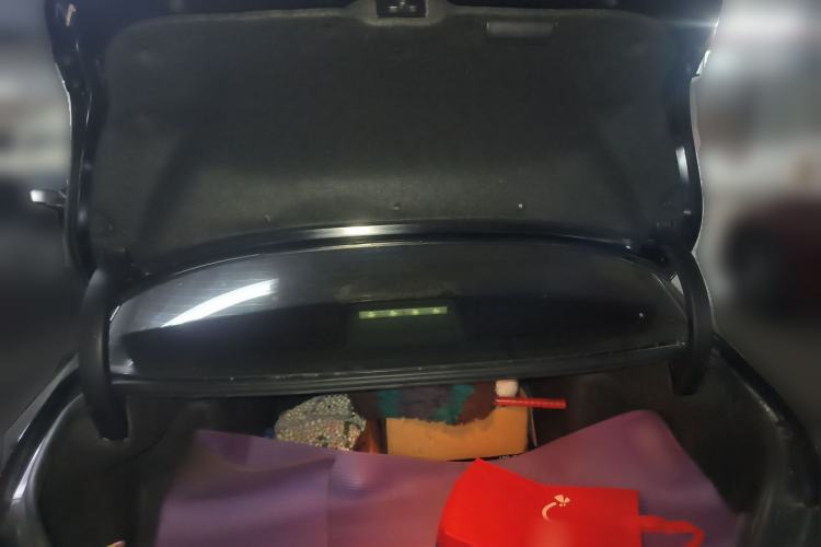Used Toyota Reiz 2013 2.5V Elite Edition Trunk