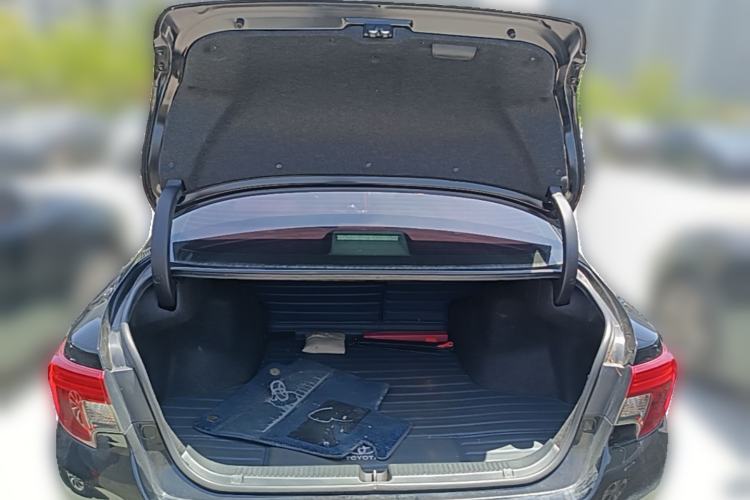 Used Toyota Reiz 2013 2.5V Shangrui Edition Trunk