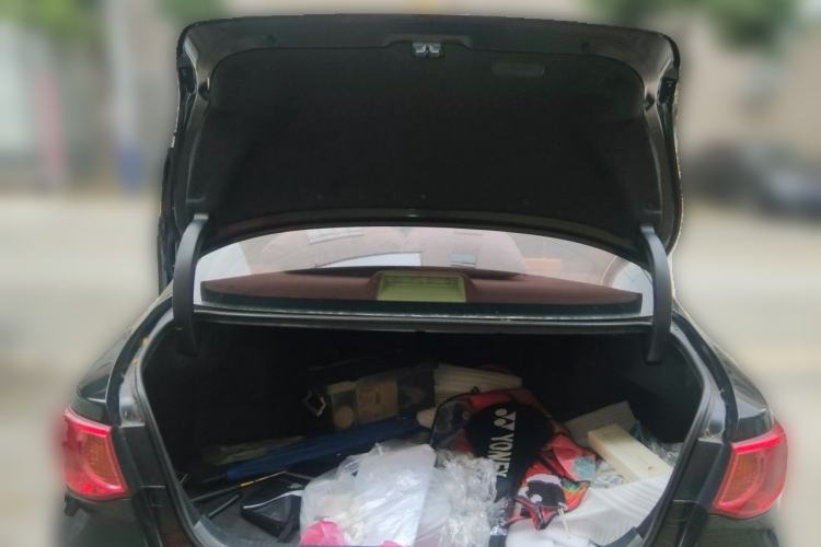 Used Toyota Reiz 2013 2.5V Elite Edition Trunk