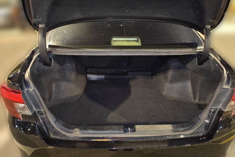Used Toyota Reiz 2013 2.5V Shangrui Edition Trunk