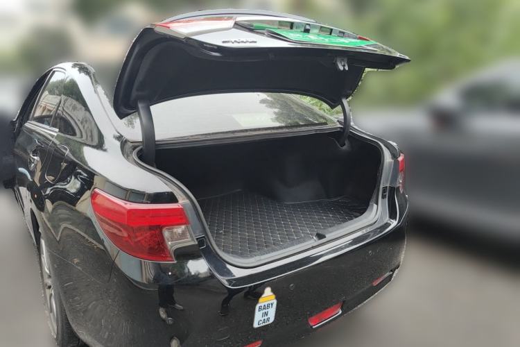 Used Toyota Reiz 2013 2.5V Shangrui Navigation Edition Trunk