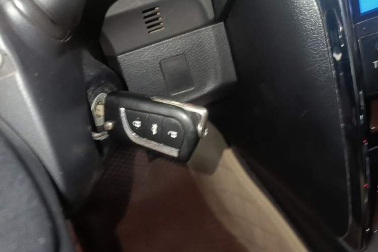 Used Toyota Reiz 2013 2.5V Shangrui Edition Vehicle Key