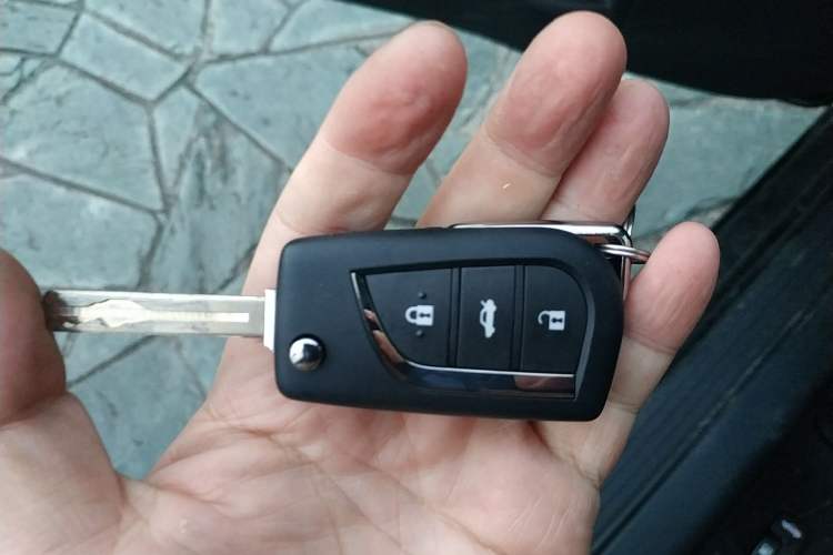 Used Toyota Reiz 2013 2.5V Shangrui Edition Vehicle Key