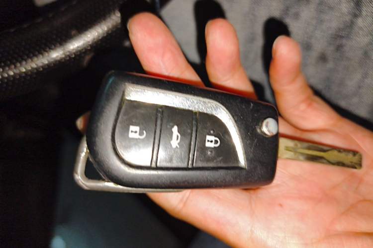 Used Toyota Reiz 2013 2.5V Elite Edition Vehicle Key