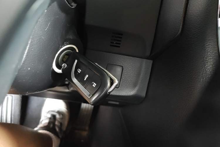 Used Toyota Reiz 2013 2.5V Elite Edition Vehicle Key