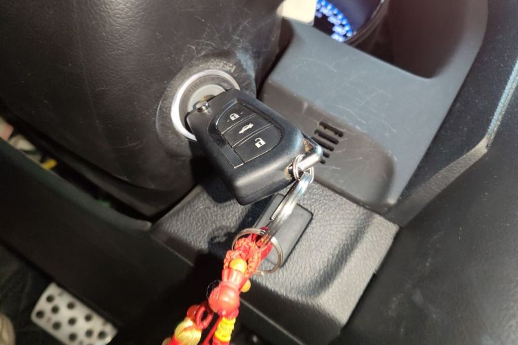 Used Toyota Reiz 2013 2.5V Shangrui Edition Vehicle Key