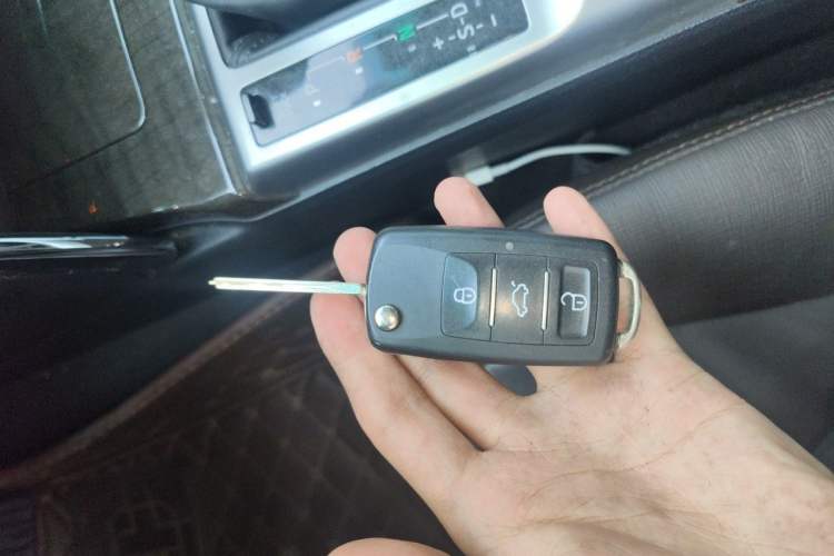 Used Toyota Reiz 2013 2.5V Elite Edition Vehicle Key