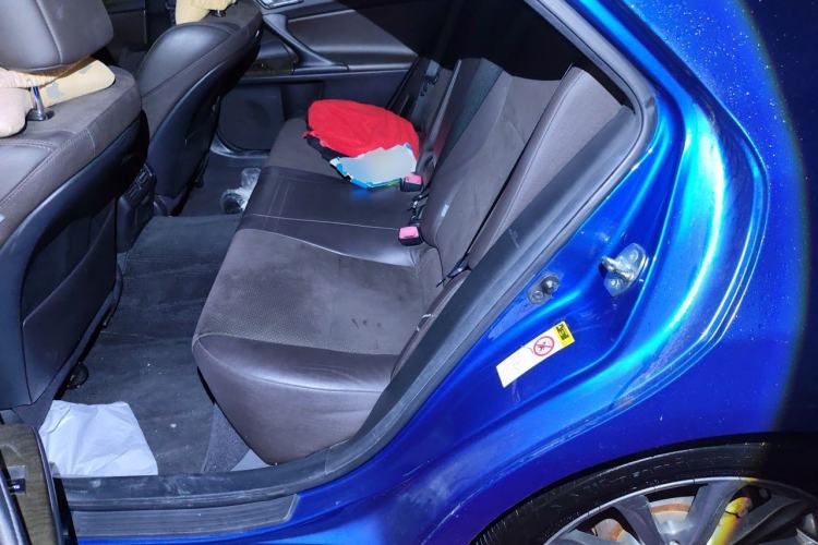 Used Toyota Reiz 2013 2.5V Shangrui Edition Left Rear Seat