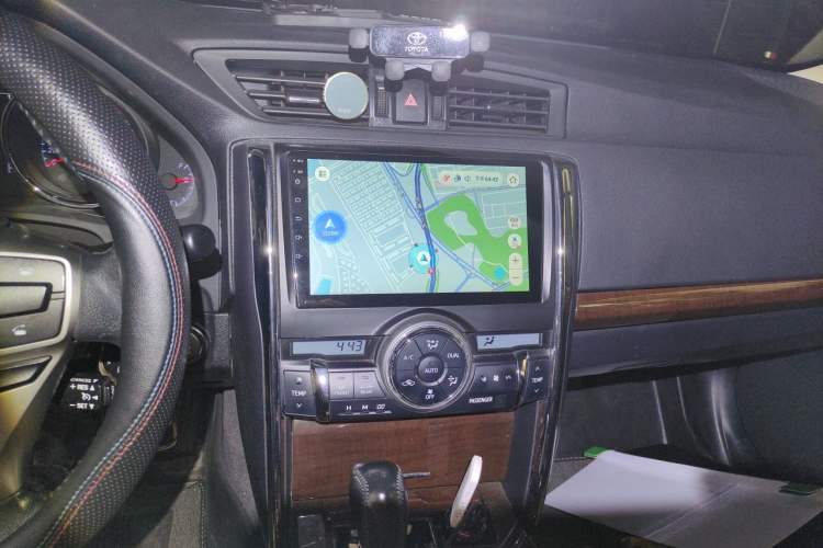 Used Toyota Reiz 2013 2.5V Shangrui Navigation Edition Audio And AC Panel