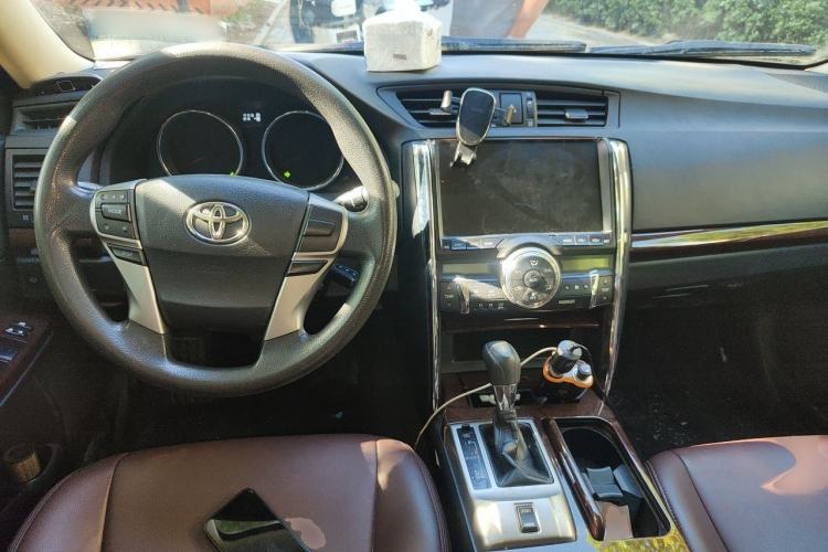 Used Toyota Reiz 2013 2.5S Elite Edition Center Console